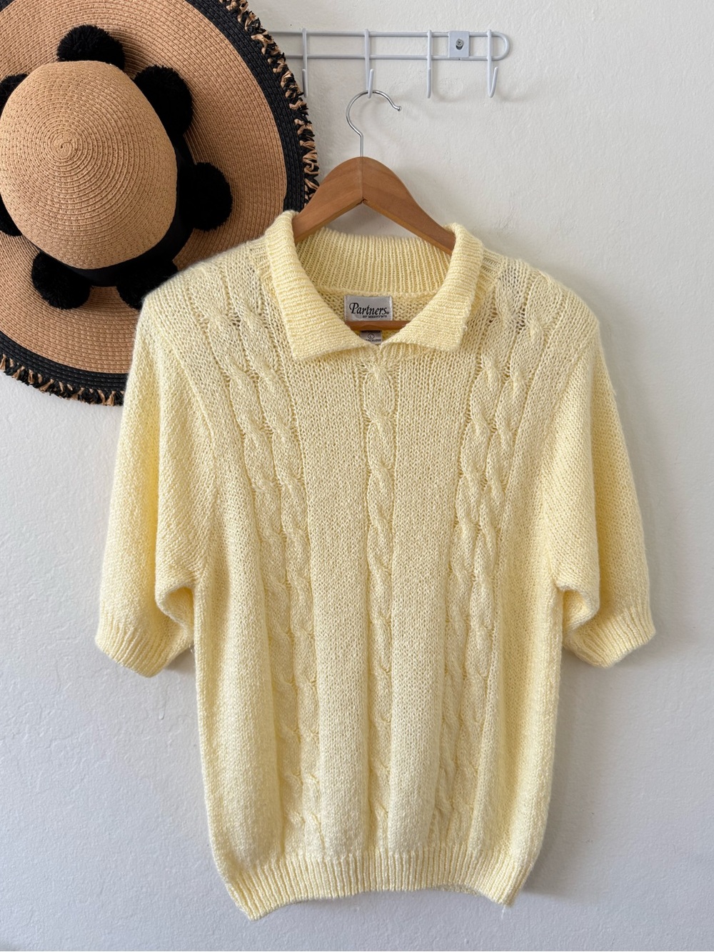 Vintage Butter Yellow Short Sleeve Cable Knit Sweater Size Large Grandmacore